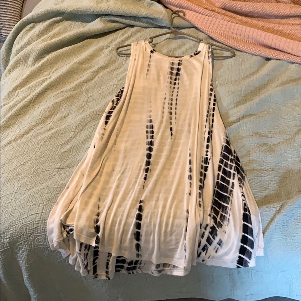 Women’s dress